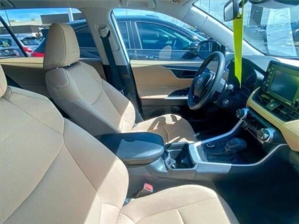 2021 Toyota RAV 4 Hybrid 4dr - Certified Pre-Owned - Image 5