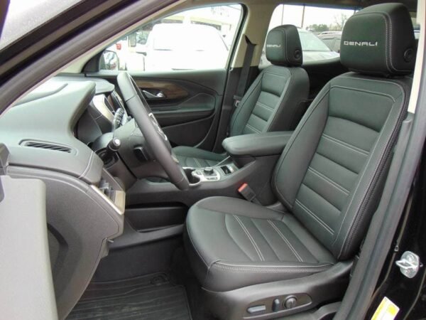 2022 GMC Terrain Denali 4dr SUV Beauty - Certified Pre-Owned - Image 2