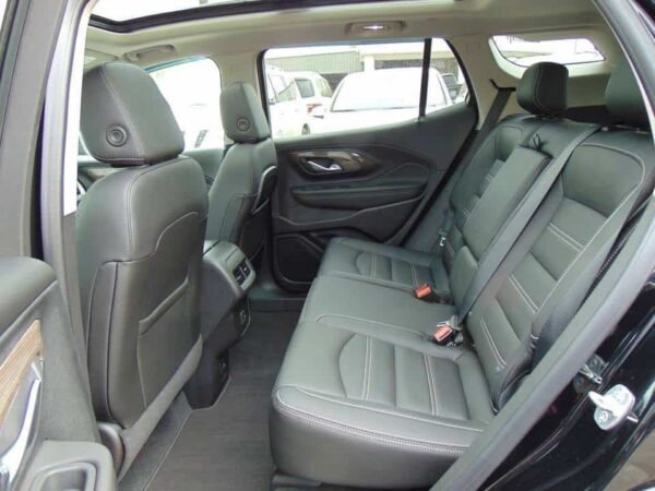 2022 GMC Terrain Denali 4dr SUV Beauty - Certified Pre-Owned - Image 3