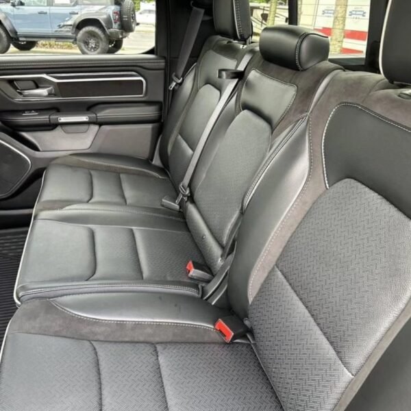 2023 Ram 1500 Laramie 4dr Crew Cab 4WD Luxury - Certified Pre-Owned - Image 9
