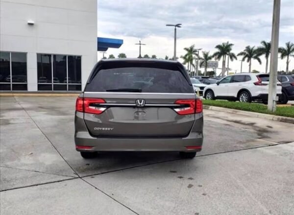 2022 Honda Odyssey EX-L 4dr Minivan Luxury - Certified Pre-Owned - Image 8