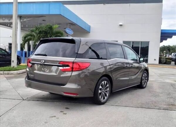 2022 Honda Odyssey EX-L 4dr Minivan Luxury - Certified Pre-Owned - Image 7