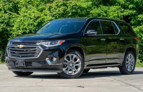 2019 Chevrolet Traverse Premier 4dr SUV - Certified Pre-Owned - Image 3