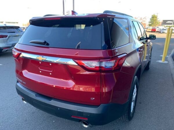 2020 Chevrolet Traverse LT Cloth 4dr - Certified Pre-Owned - Image 5