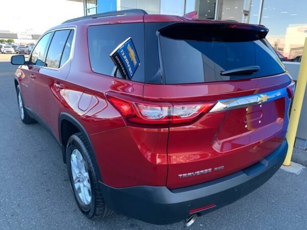 2020 Chevrolet Traverse LT Cloth 4dr - Certified Pre-Owned - Image 3
