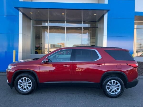 2020 Chevrolet Traverse LT Cloth 4dr - Certified Pre-Owned - Image 6