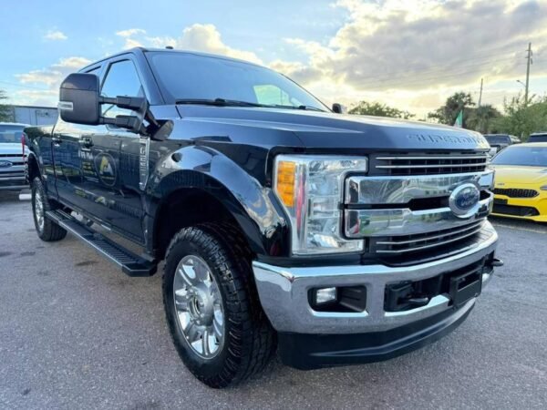 2018 Ford F-250 Super Duty Lariat 4dr - Certified Pre-Owned - Image 3