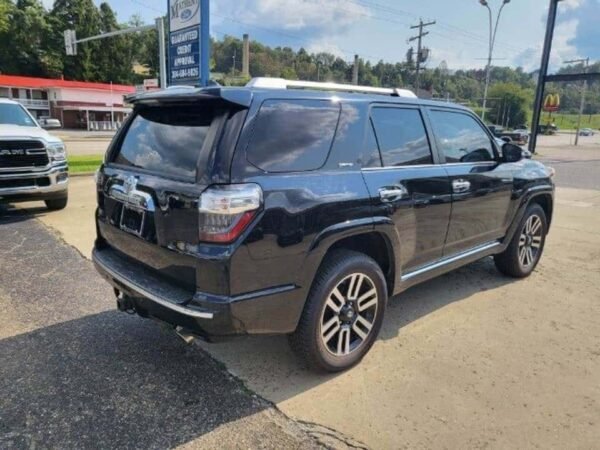 2018 Toyota 4Runner 4dr SUV 4WD - Certified Pre-Owned - Image 5