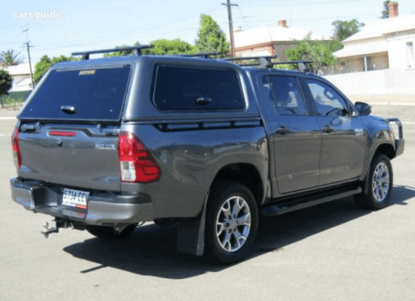 2020 Toyota Hilux SR5 (4X4) Upgrade - Certified Pre-Owned - Image 4
