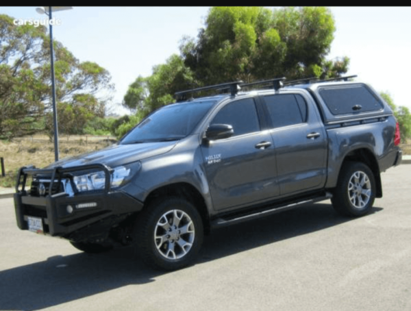 2020 Toyota Hilux SR5 (4X4) Upgrade - Certified Pre-Owned - Image 3
